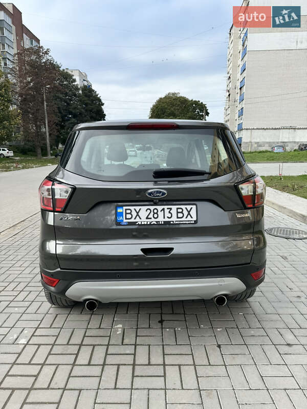 Внедорожник / Кроссовер Ford Kuga 2018 в Каменец-Подольском фото 4 Внедорожник / Кроссовер Ford Kuga 2018 в Каменец-Подольском