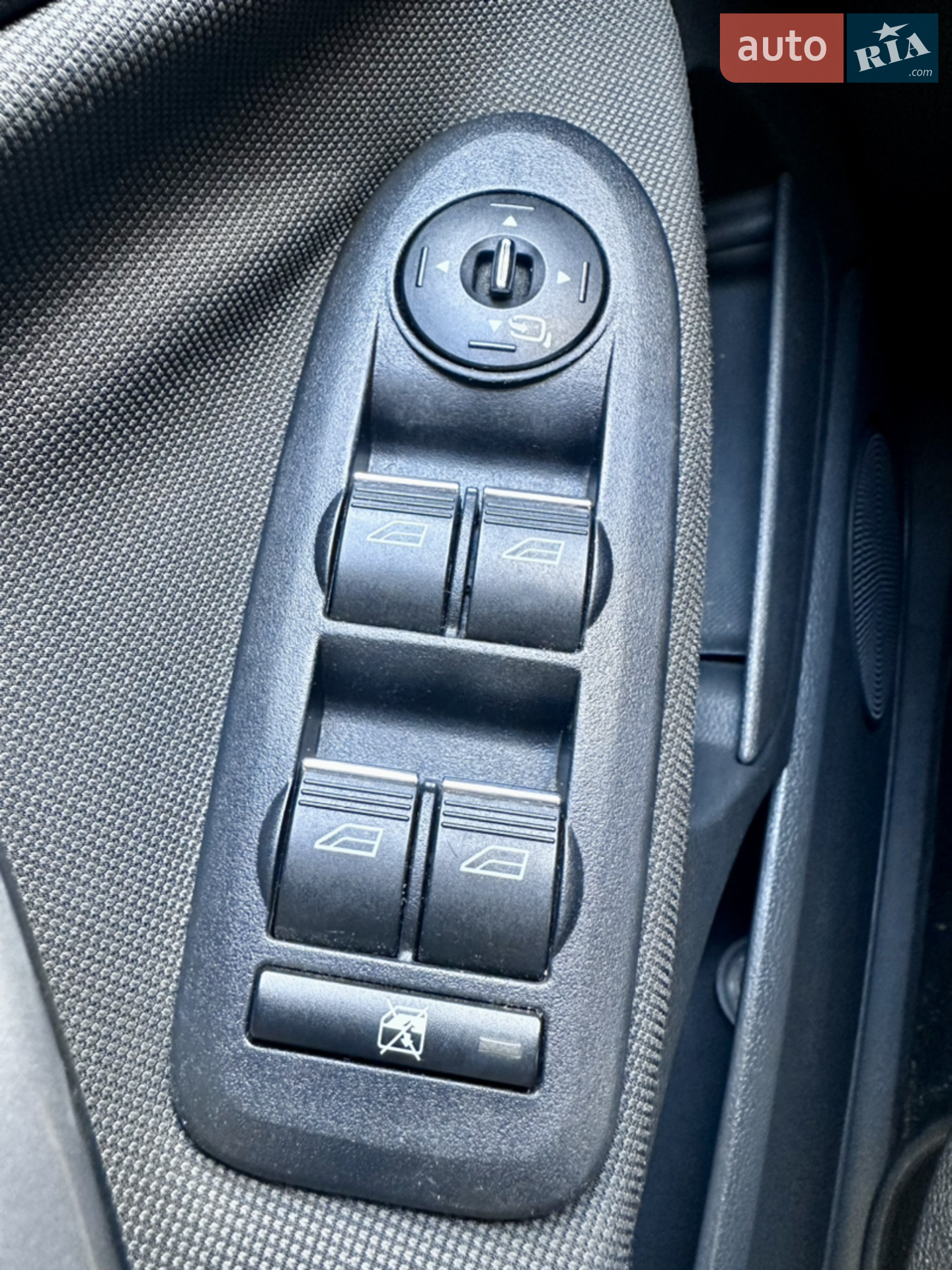 2012 Ford Kuga - мініатюра 17