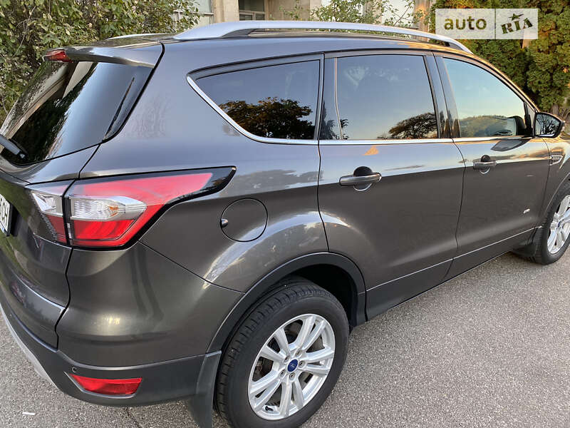 Позашляховик / Кросовер Ford Kuga 2016 в Києві фото 18 Позашляховик / Кросовер Ford Kuga 2016 в Києві