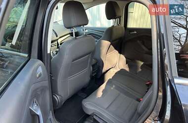 Внедорожник / Кроссовер Ford Kuga 2013 в 