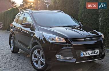 Внедорожник / Кроссовер Ford Kuga 2013 в Хусте