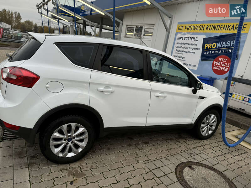 Внедорожник / Кроссовер Ford Kuga 2010 в Черновцах фото 4 Внедорожник / Кроссовер Ford Kuga 2010 в Черновцах