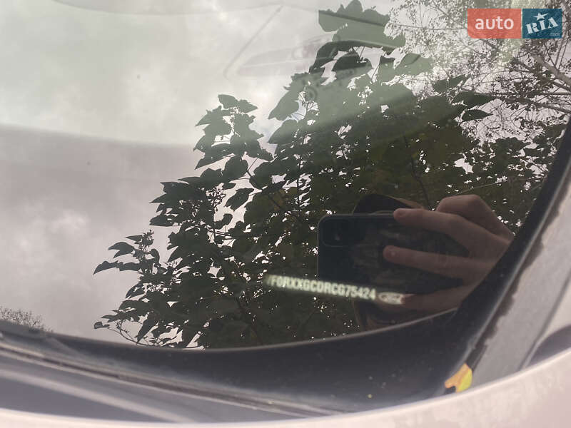 Внедорожник / Кроссовер Ford Kuga 2012 в Александрие