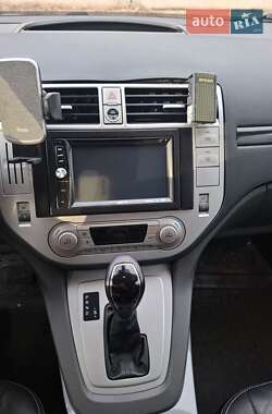 Позашляховик / Кросовер Ford Kuga 2012 в 