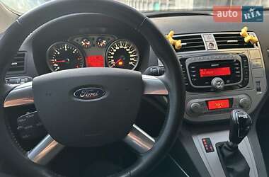 Внедорожник / Кроссовер Ford Kuga 2012 в Днепре