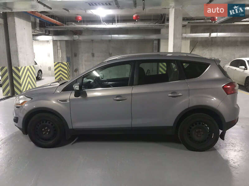 Позашляховик / Кросовер Ford Kuga 2011 в Львові