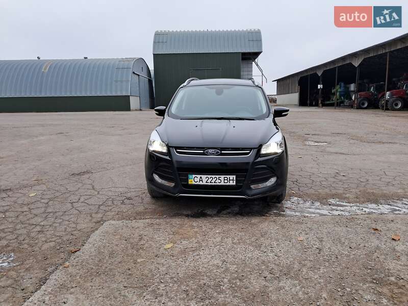 Позашляховик / Кросовер Ford Kuga 2015 в Умані