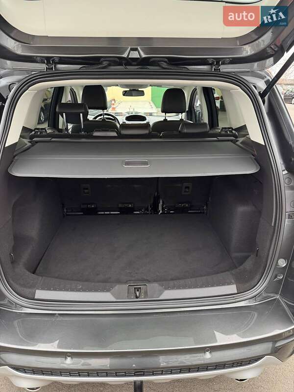 Внедорожник / Кроссовер Ford Kuga 2015 в Луцке