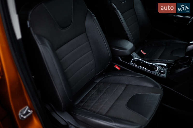 Позашляховик / Кросовер Ford Kuga 2014 в Дубні фото 32 Позашляховик / Кросовер Ford Kuga 2014 в Дубні