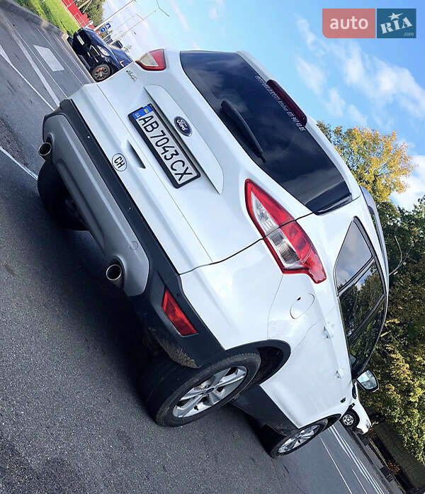 Внедорожник / Кроссовер Ford Kuga 2014 в Баре фото 5 Внедорожник / Кроссовер Ford Kuga 2014 в Баре