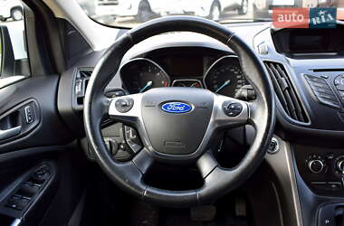 Внедорожник / Кроссовер Ford Kuga 2015 в Житомире