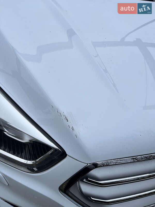 Внедорожник / Кроссовер Ford Kuga 2018 в Киеве фото 5 Внедорожник / Кроссовер Ford Kuga 2018 в Киеве