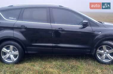 Внедорожник / Кроссовер Ford Kuga 2017 в 