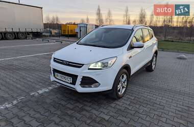 Позашляховик / Кросовер Ford Kuga 2016 в Коростені