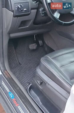 Внедорожник / Кроссовер Ford Kuga 2012 в 