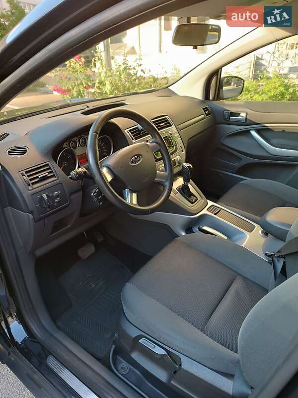 Внедорожник / Кроссовер Ford Kuga 2012 в Киеве