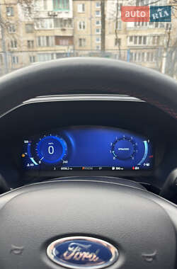 Позашляховик / Кросовер Ford Kuga 2021 в Києві