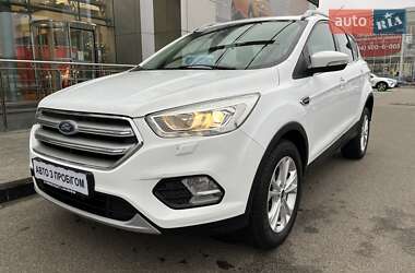 Внедорожник / Кроссовер Ford Kuga 2019 в Киеве