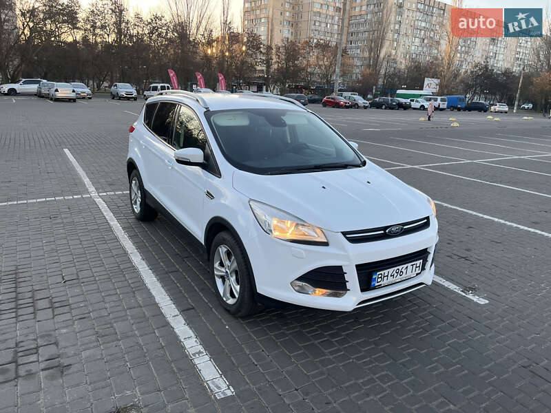 Ford Kuga 2015