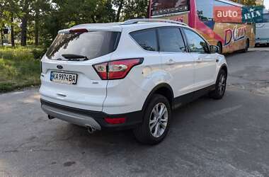 Внедорожник / Кроссовер Ford Kuga 2019 в 