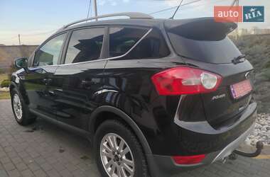 Внедорожник / Кроссовер Ford Kuga 2012 в Луцке