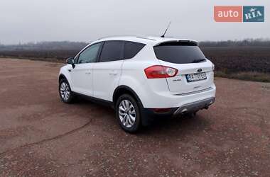 Внедорожник / Кроссовер Ford Kuga 2012 в 