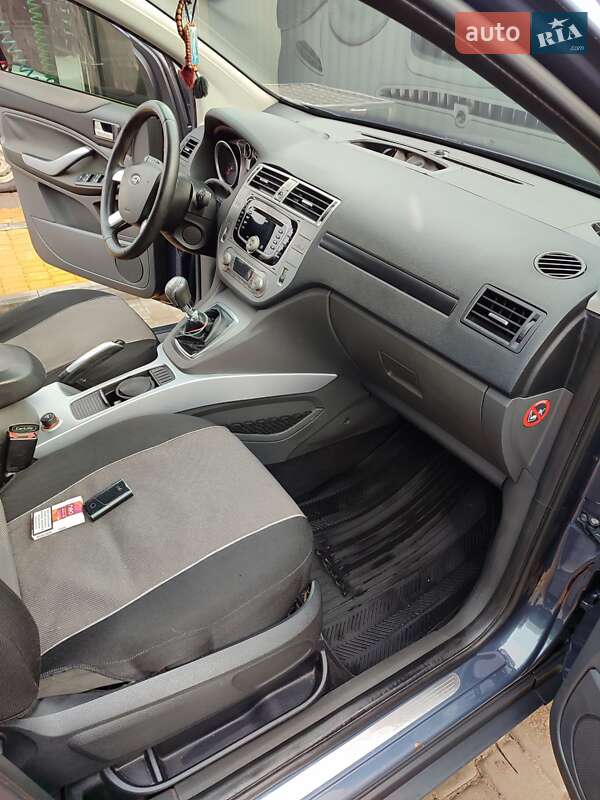 Позашляховик / Кросовер Ford Kuga 2011 в Бобринці