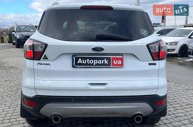 Внедорожник / Кроссовер Ford Kuga 2017 в Львове