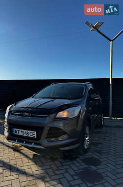 Позашляховик / Кросовер Ford Kuga 2013 в Івано-Франківську