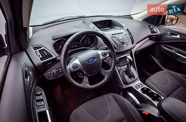 Внедорожник / Кроссовер Ford Kuga 2013 в Киеве