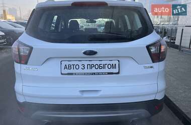 Внедорожник / Кроссовер Ford Kuga 2019 в Киеве