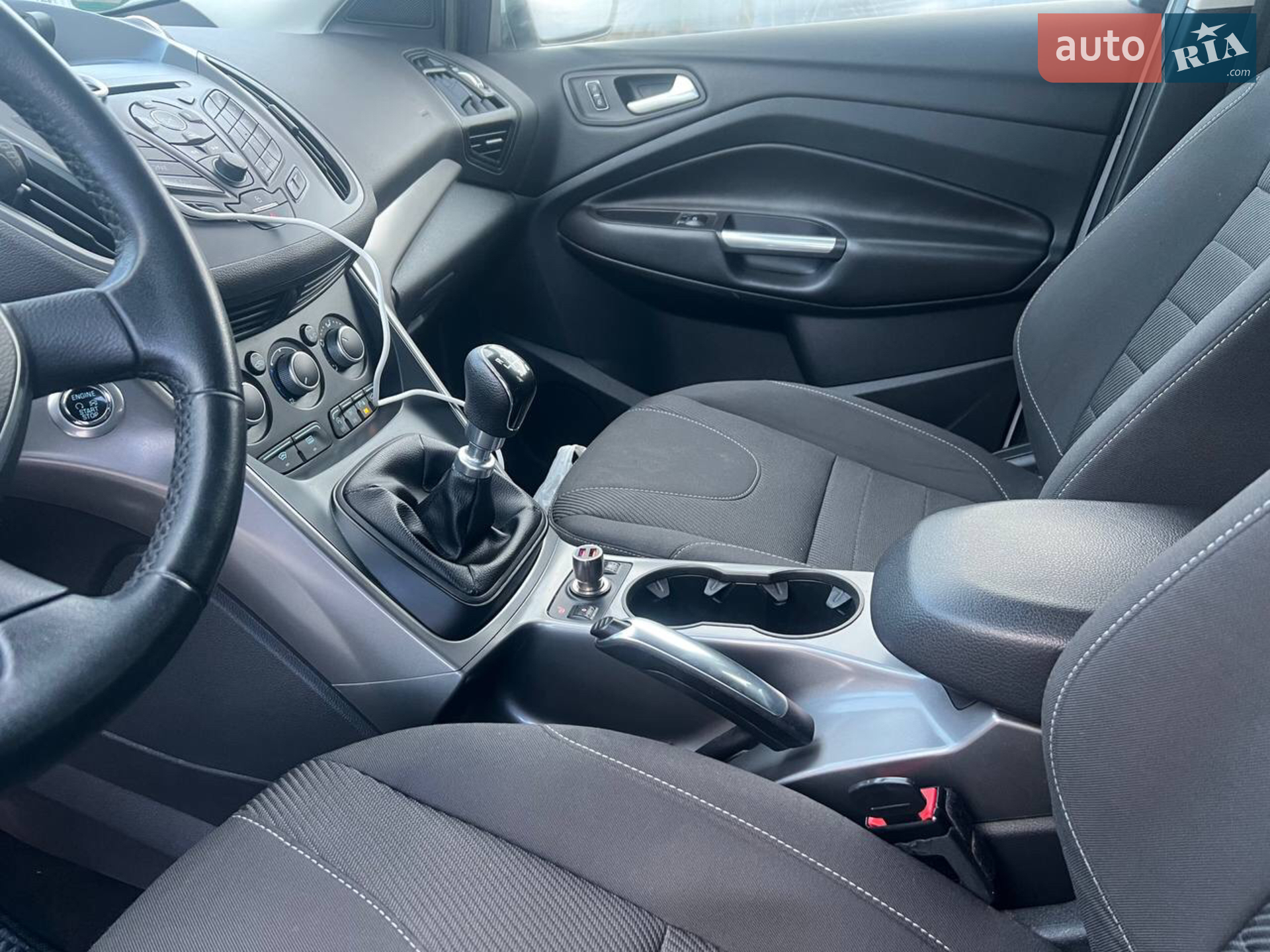 2016 Ford Kuga - мініатюра 23