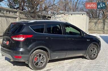 Внедорожник / Кроссовер Ford Kuga 2013 в 