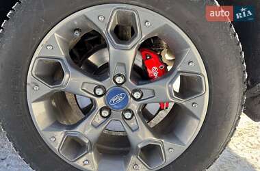 Внедорожник / Кроссовер Ford Kuga 2013 в 