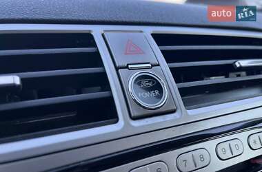 Внедорожник / Кроссовер Ford Kuga 2012 в Киеве