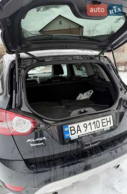 Позашляховик / Кросовер Ford Kuga 2011 в 