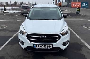 Внедорожник / Кроссовер Ford Kuga 2017 в Боярке