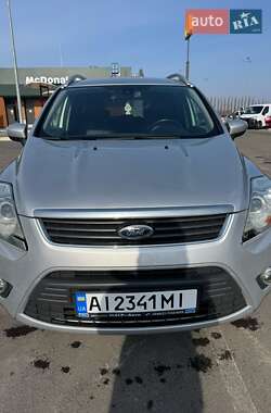 Внедорожник / Кроссовер Ford Kuga 2012 в 