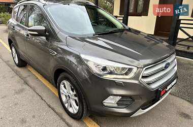 Позашляховик / Кросовер Ford Kuga 2019 в Києві