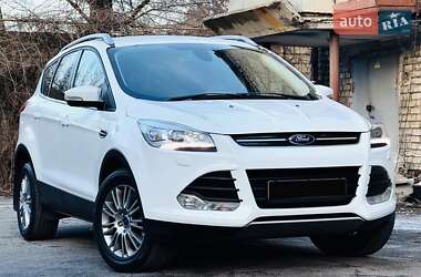 Внедорожник / Кроссовер Ford Kuga 2013 в Каменском