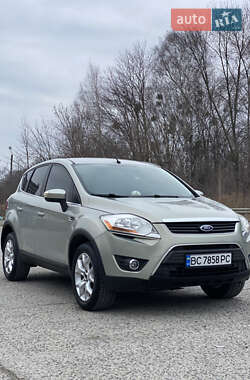 Позашляховик / Кросовер Ford Kuga 2010 в 