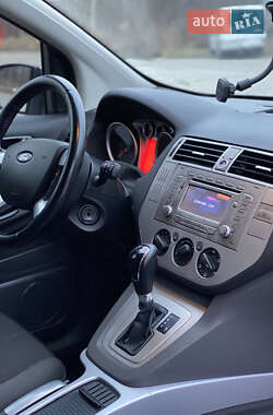Позашляховик / Кросовер Ford Kuga 2010 в 