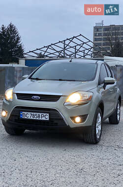 Позашляховик / Кросовер Ford Kuga 2010 в 