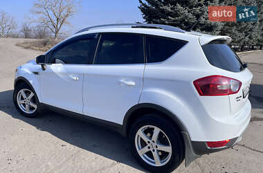 Внедорожник / Кроссовер Ford Kuga 2011 в Южноукраинске