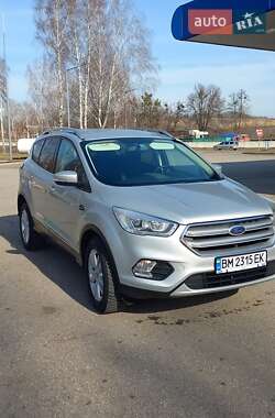Внедорожник / Кроссовер Ford Kuga 2019 в 