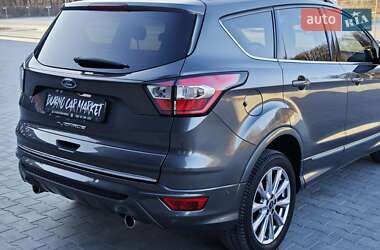 Внедорожник / Кроссовер Ford Kuga 2017 в 