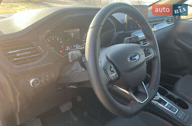 Внедорожник / Кроссовер Ford Kuga 2022 в 