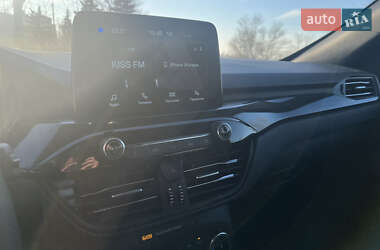 Внедорожник / Кроссовер Ford Kuga 2022 в 