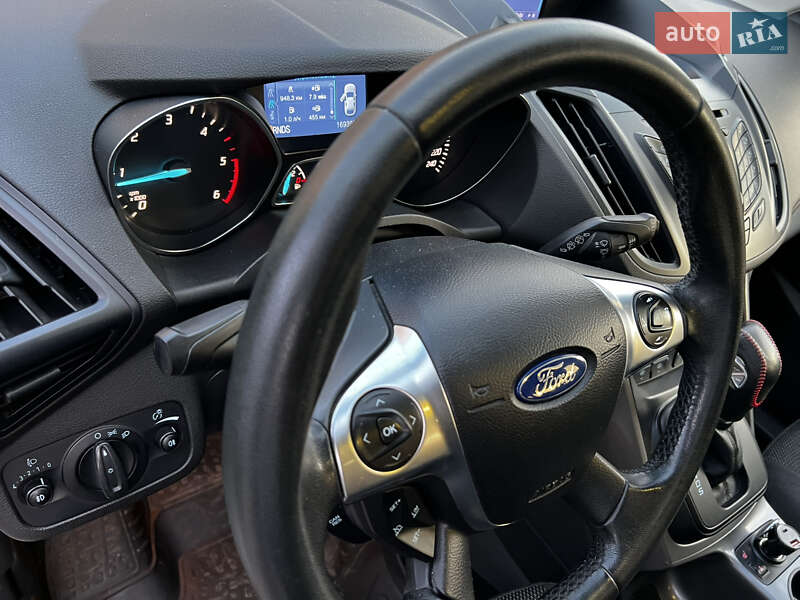 Внедорожник / Кроссовер Ford Kuga 2016 в Лубнах
