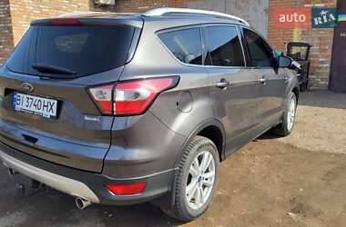 Внедорожник / Кроссовер Ford Kuga 2016 в 
